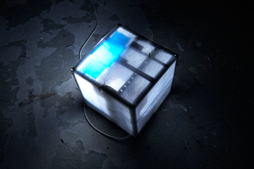 increasingly-obsessed-blue-cube-light-and-sound